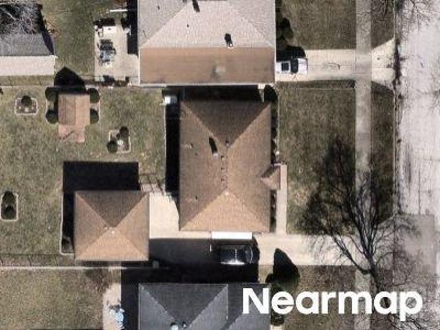 House for sale in Winthrop Harbor, Illinois