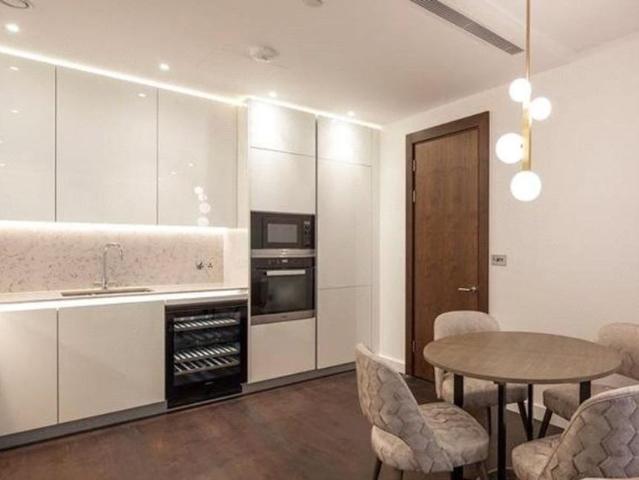 Apartment for rent in Nine Elms, Greater London