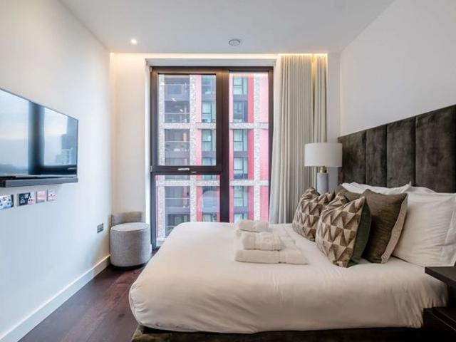 Apartment for rent in Nine Elms, Greater London
