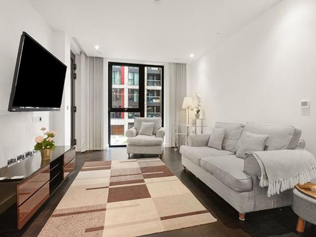 Apartment for rent in Nine Elms, Greater London