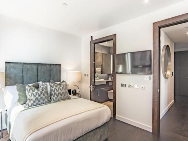 Apartment for rent in Nine Elms, Greater London