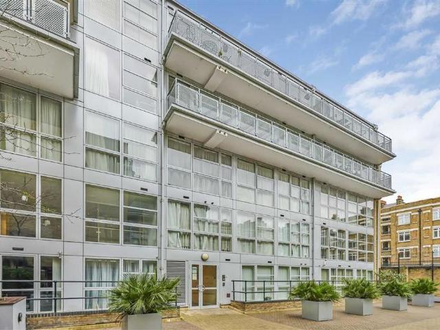 Apartment for rent in London Borough of Southwark, Greater London