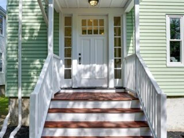 House for sale in Watertown, Middlesex County