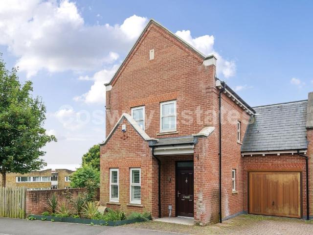 House for rent in West Finchley, Greater London