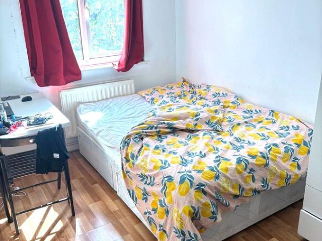 Room for rent in Hoxton, Greater London