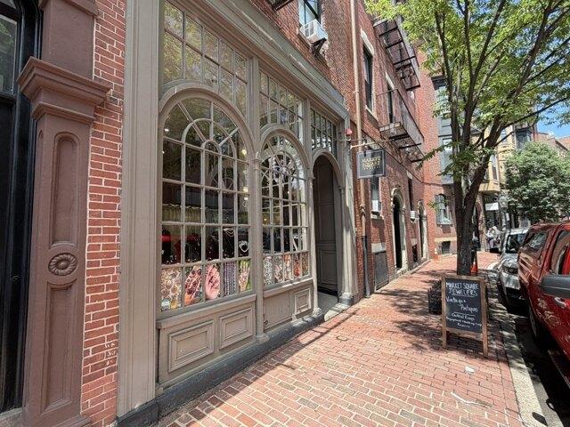 House for sale in Beacon Hill, Boston