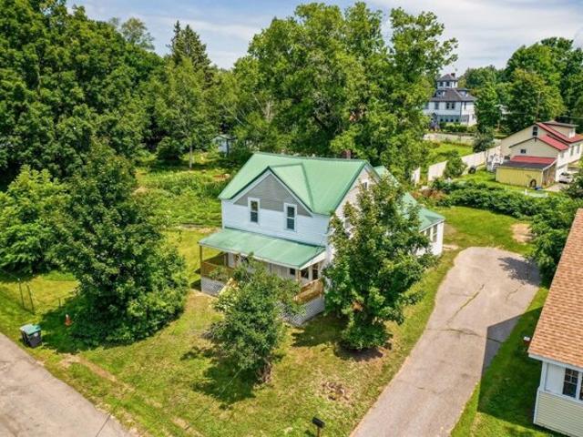 House for sale in New Hampshire