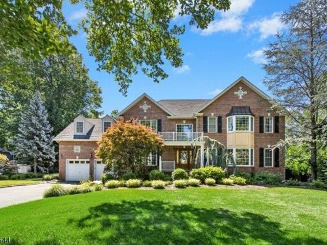 House for sale in Mountainside, New Jersey