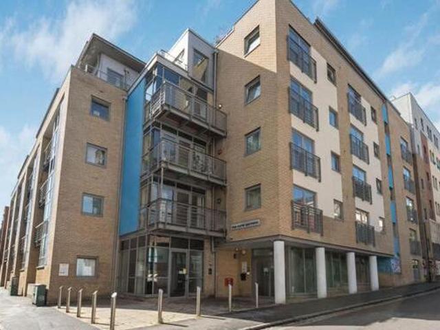House for sale in Feckenham, City Of Bristol