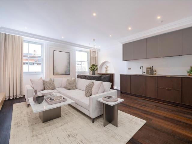 Apartment for rent in Mayfair, Greater London