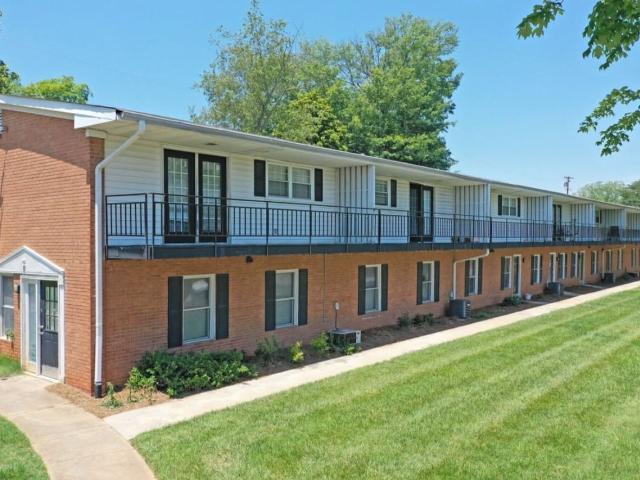 Apartment for rent in Pfafftown, North Carolina