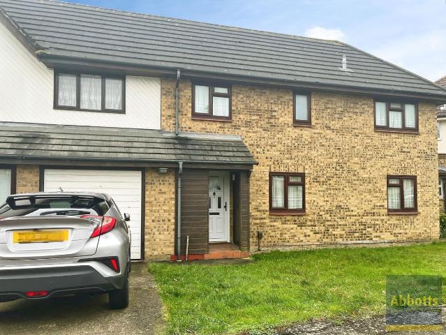 House for rent in Bowers Gifford, Essex