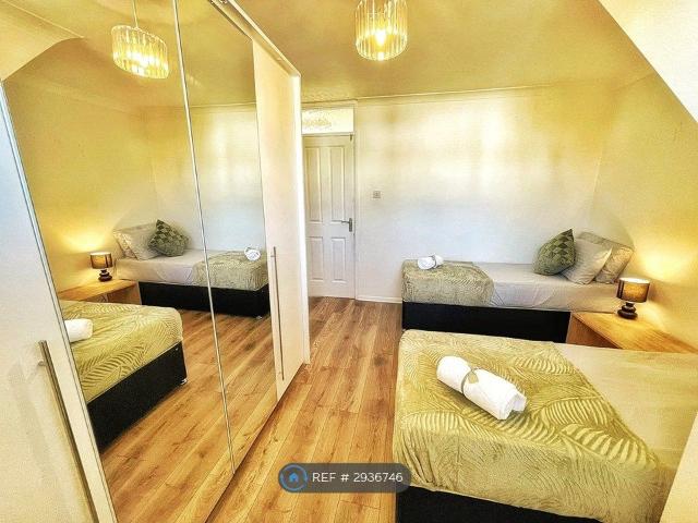 House for rent in Bowers Gifford, Essex