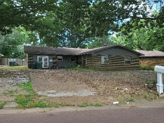 House for sale in Southaven, Mississippi
