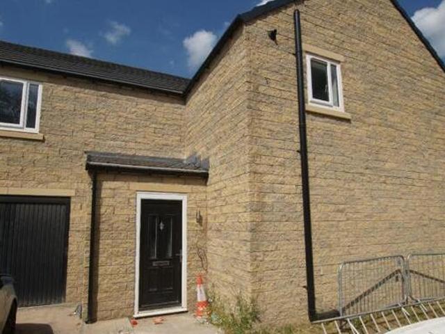 House for sale in Charlestown, Charlesworth