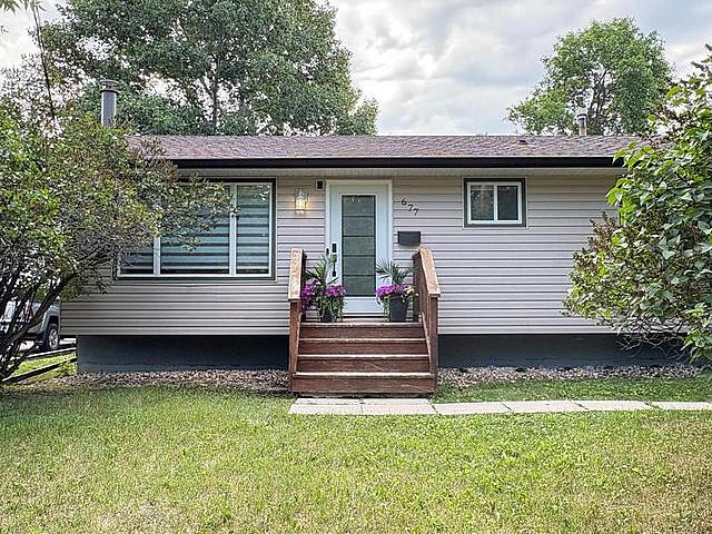 House for sale in East St. Paul, Manitoba
