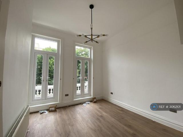 Apartment for rent in London Borough of Hammersmith and Fulham, Greater London
