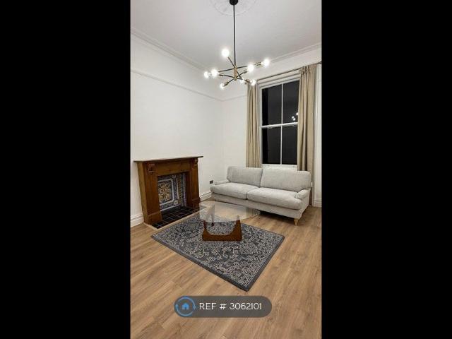 Apartment for rent in London Borough of Hammersmith and Fulham, Greater London