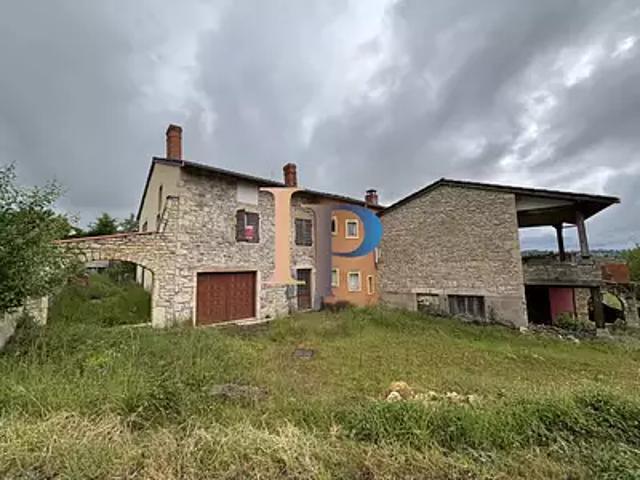 Maison vente à Roanne, Charlieu