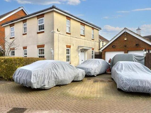 House for sale in Sheerness, Oad Street