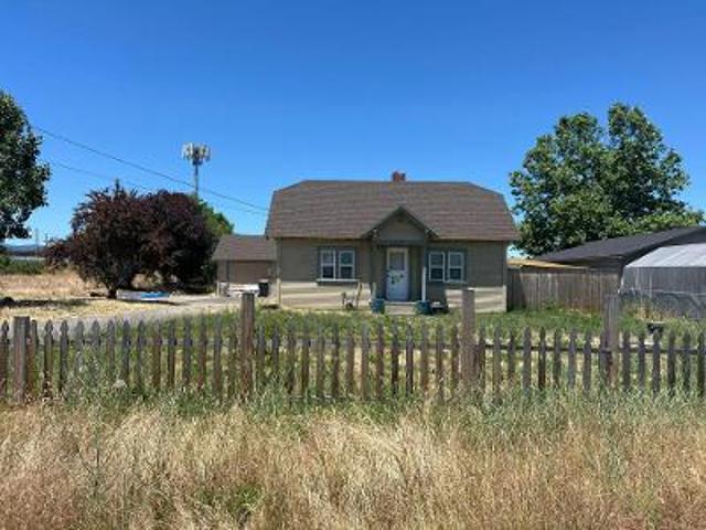 House for sale in Oregonia