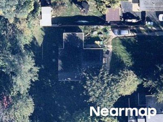 House for sale in Mchenry, Illinois