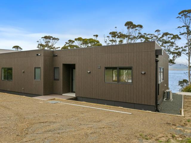 House for rent in Charlotte Cove, Tasmania