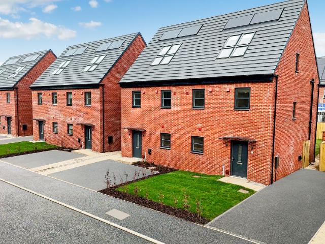 House for rent in Austhorpe, Leeds