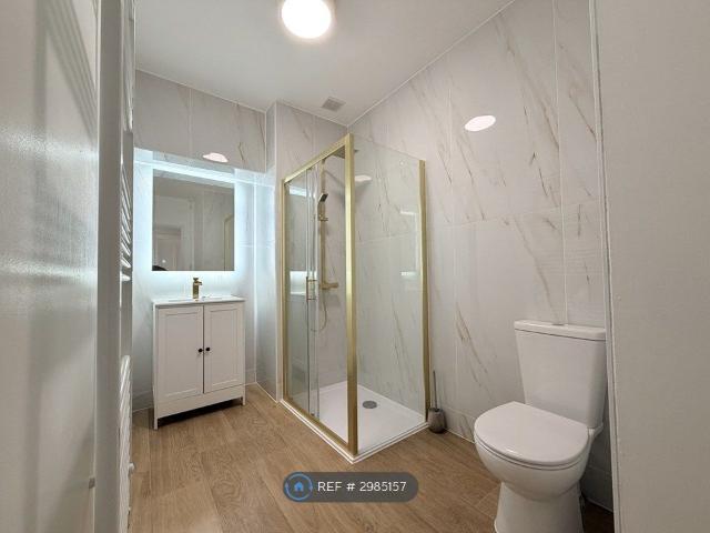 Apartment for rent in Morice Town, Mount Wise