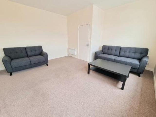 Apartment for rent in Sydenham, Green Close