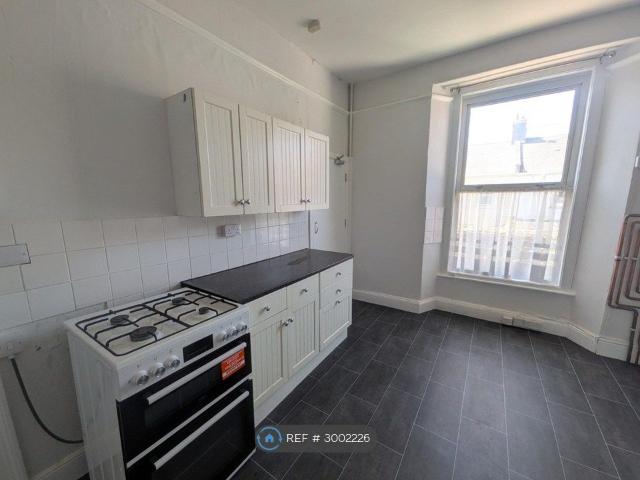 Apartment for rent in Morice Town, Mount Wise