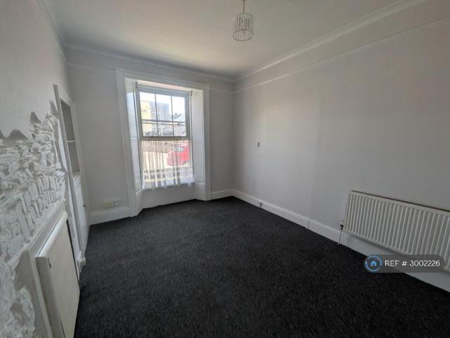 Apartment for rent in Morice Town, Mount Wise
