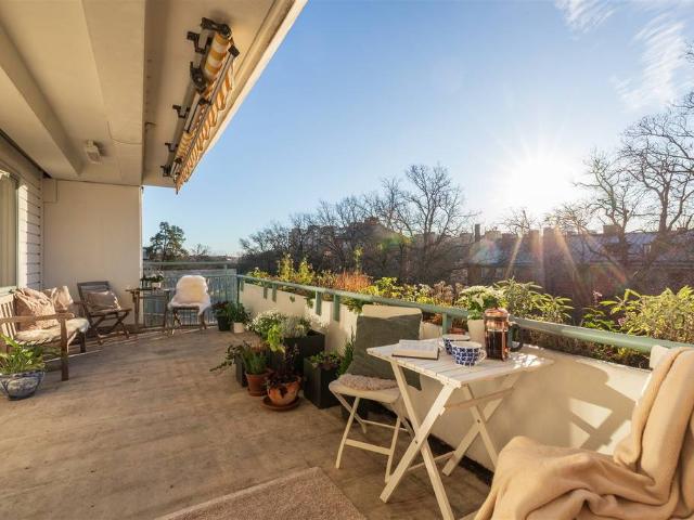 Bostad till salu i Solna, Stockholm