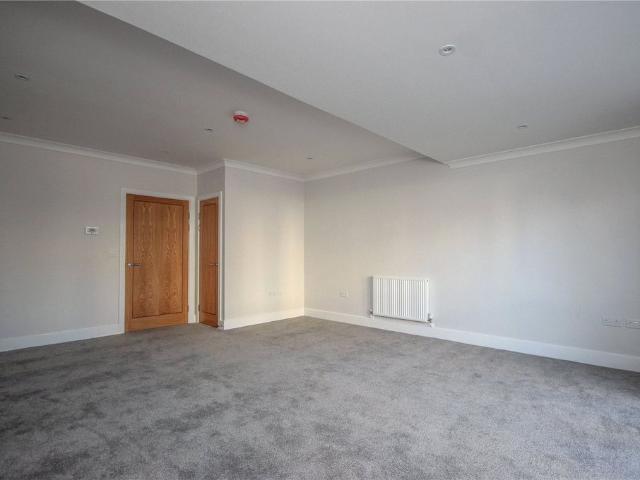 Townhouse for rent in Patchway, South Gloucestershire