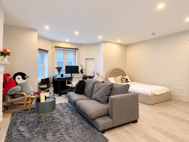 Studio for rent in Royal Borough of Greenwich, Greater London