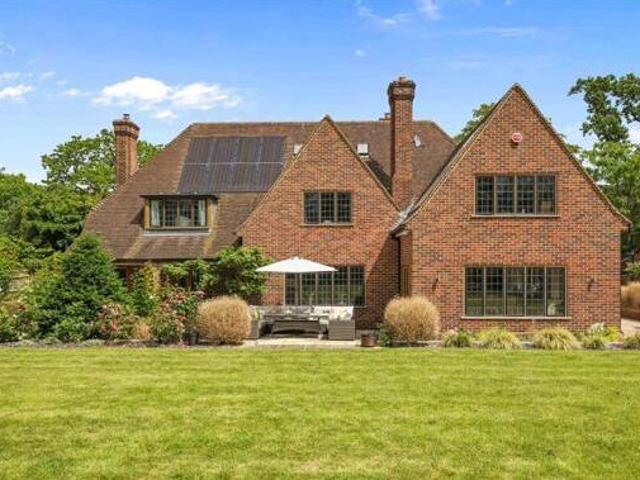 House for sale in Ewens Farm, Golden Valley