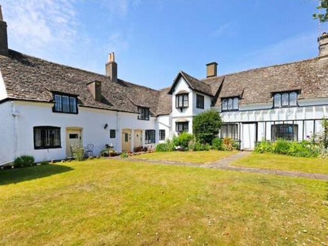 House for sale in Ewens Farm, Golden Valley