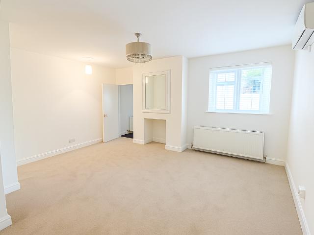 Apartment for rent in Hill, City Of Southampton