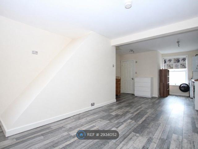 Studio for rent in Midway, Kent