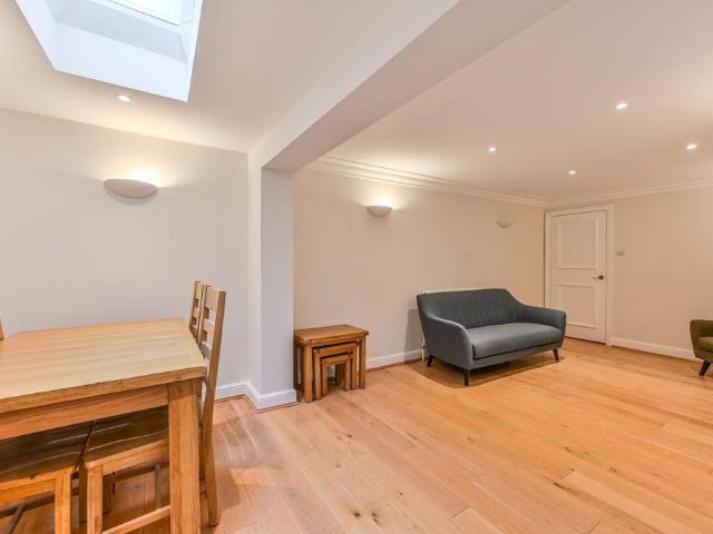 House for rent in Pimlico, Greater London