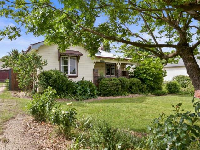 House for sale in Rocky River, New South Wales