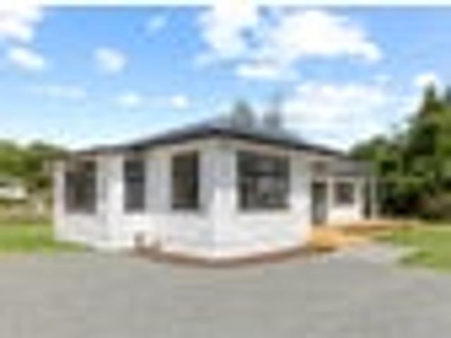 House for sale in Pirongia