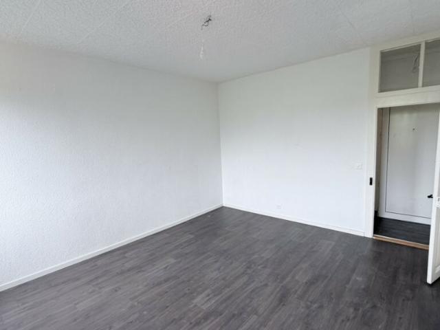 Wohnung mieten in Orbe, Waadt