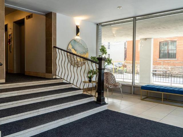 Apartment for rent in Westmount, Montréal (région administrative)