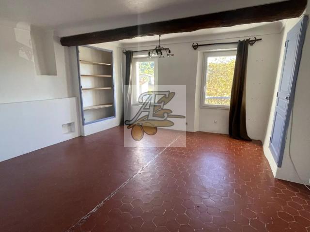Appartement vente à Arrondissement de Draguignan, Seillans