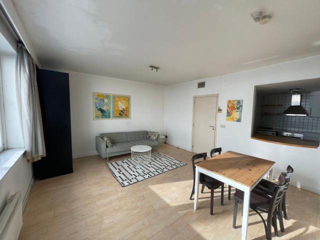Kot location à Saint-Gilles - Sint-Gillis, Brussel-Hoofdstad - Bruxelles-Capitale