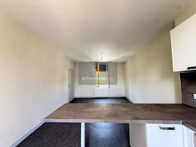 Appartement location à Lagarde-d'Apt, Vaucluse
