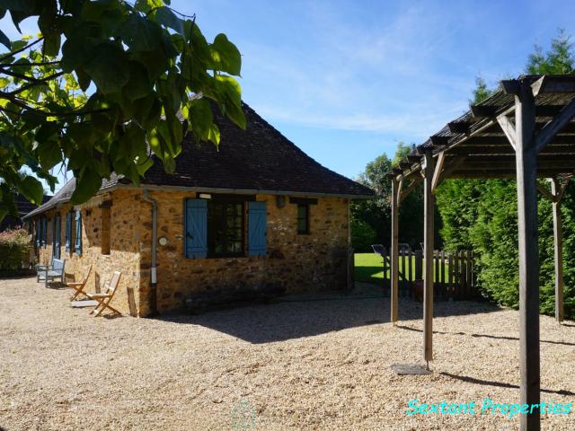 Maison vente à Nontron, Sarrazac
