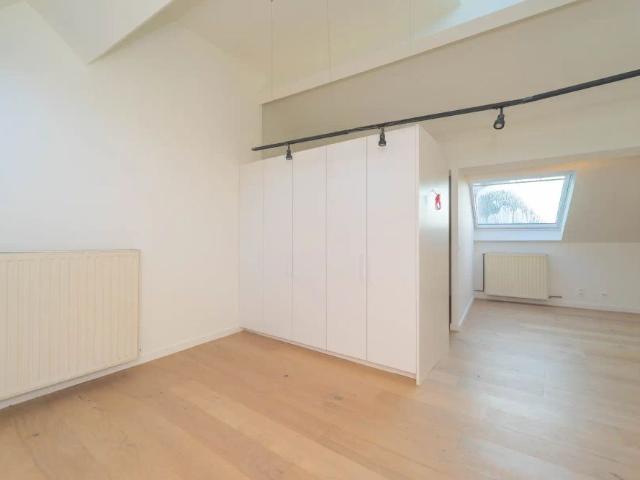 Appartement location à Sint-Jacobs, Gent