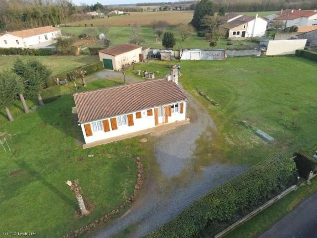 Maison vente à Confolens, Brettes